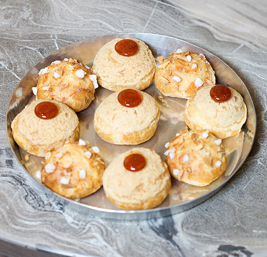 Dessert-Queens-Salted-Caramel-Choux-Pastries