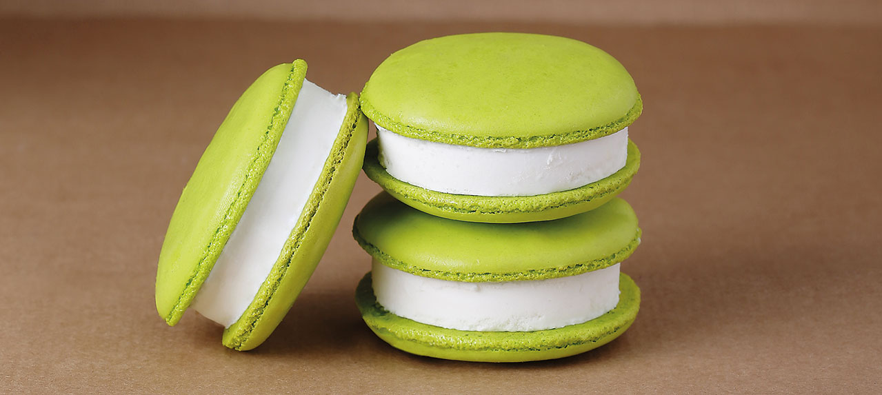Macaron-Ice-Cream-Sandwich-Wide