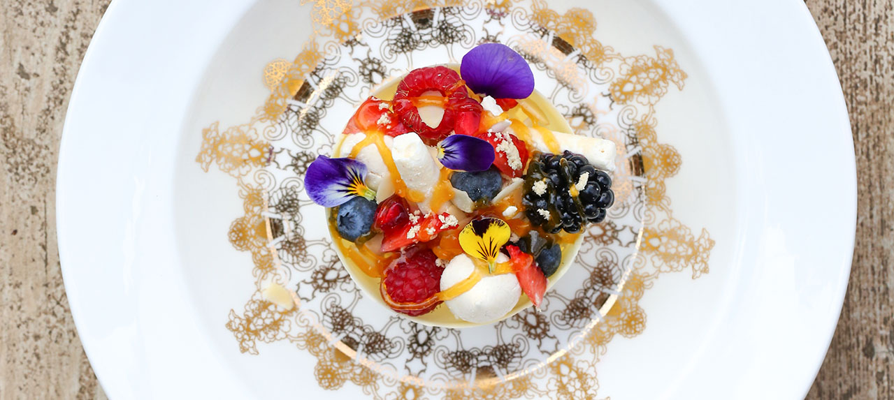 Preserved-Apricot-Pavlova-Wide