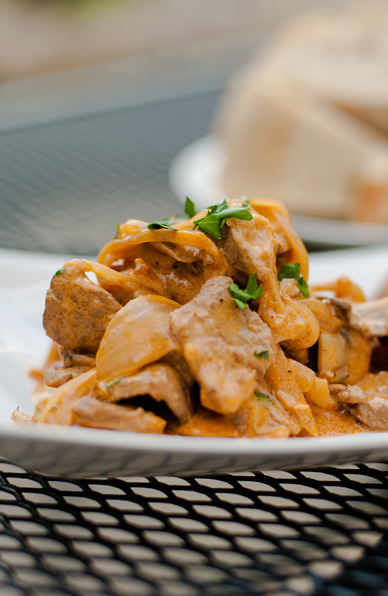taste-and-flavorsClassic-Beef-Stroganoff-with-Potatoes