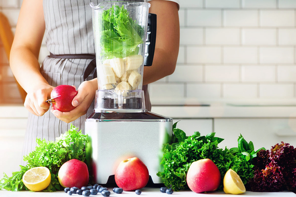 Smoothies with food scraps